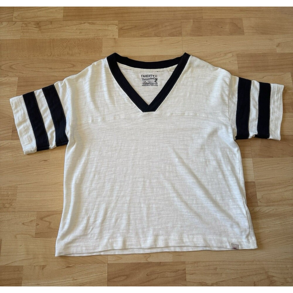 NWOT Faherty  Slub Varsity V Neck Tee Size Medium Striped Organic Cotton - Picture 7 of 13